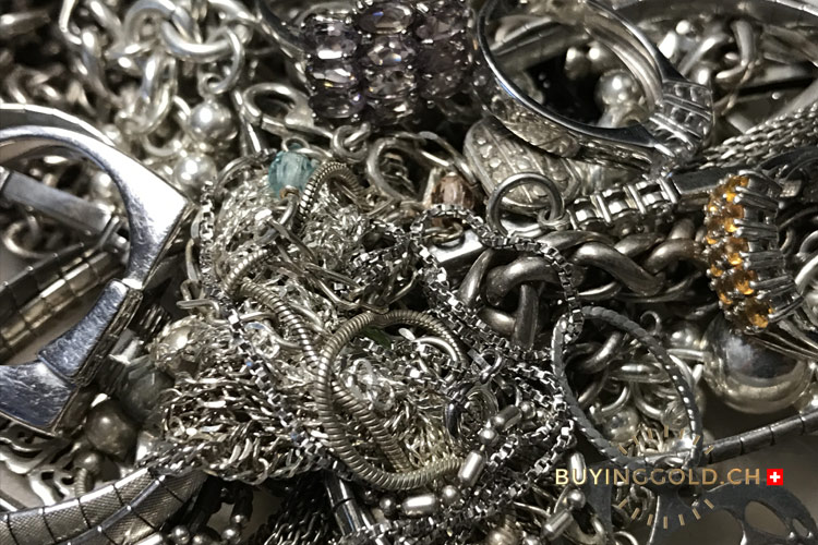 silver jewelry photo